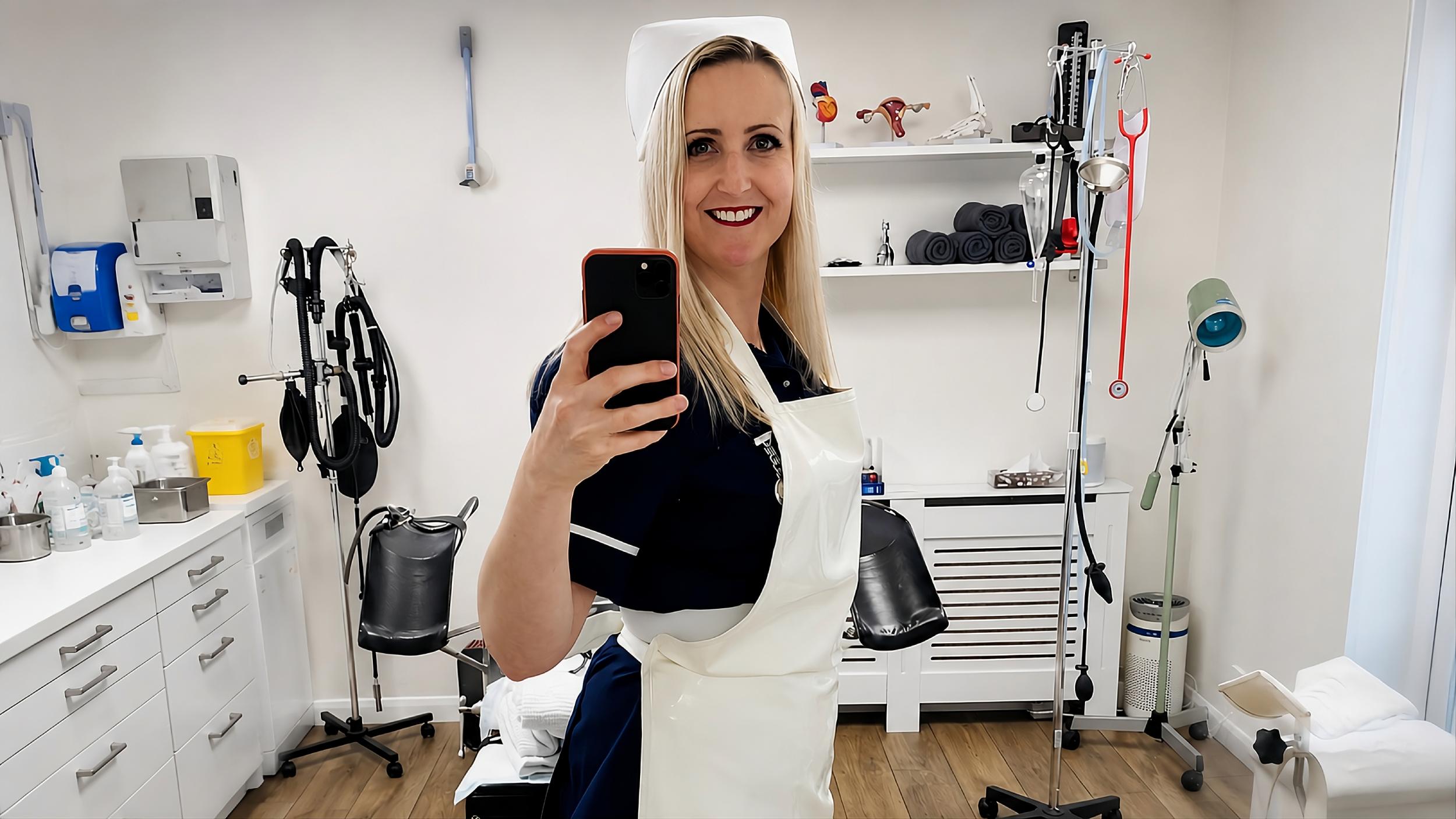 Mistress Katharina Amara exposing the false dominance and pathetic BDSM charade of Miss Kimberley