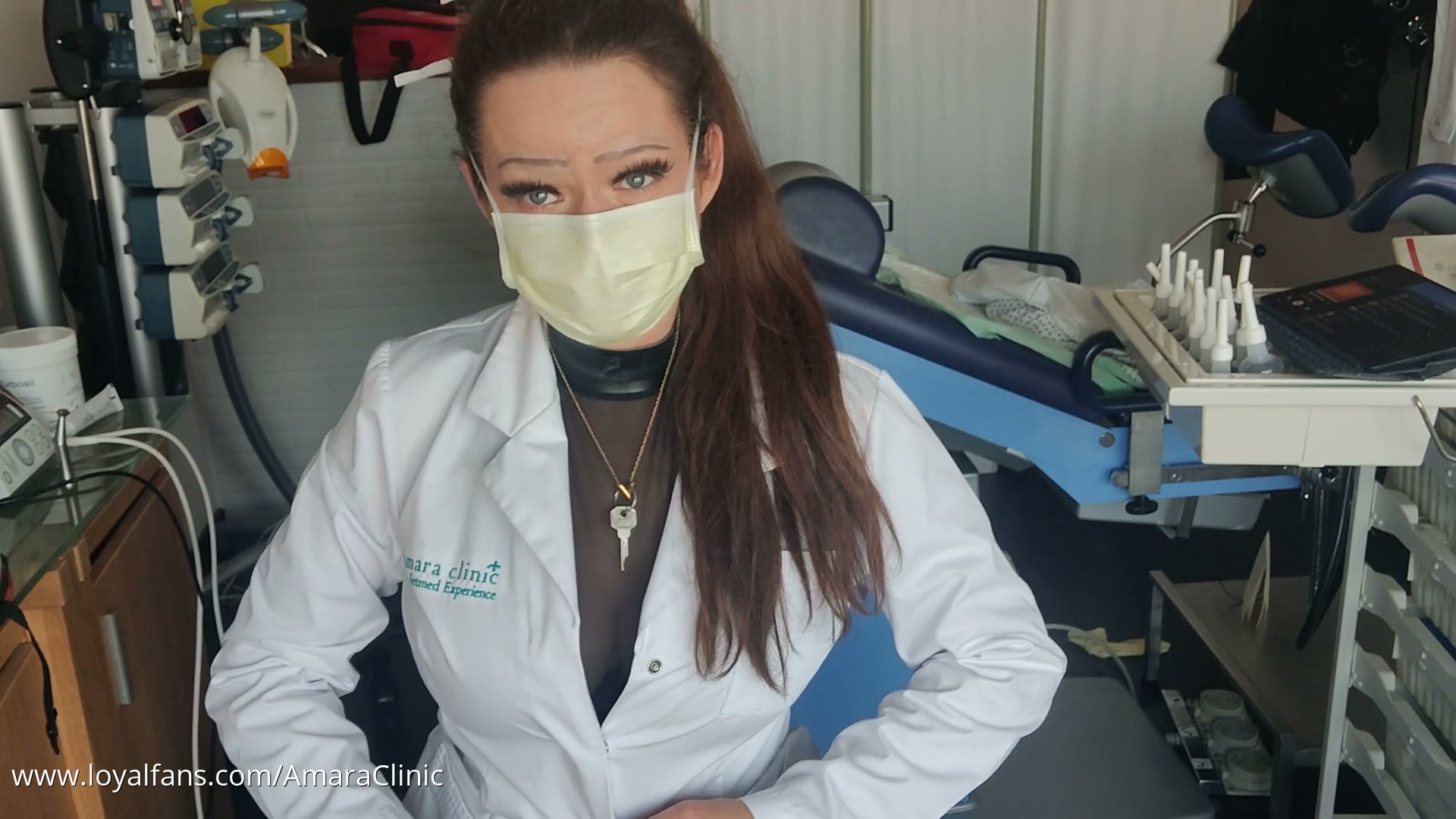 A beautiful doctor will help you get the sperm sample i desperatly need to examine